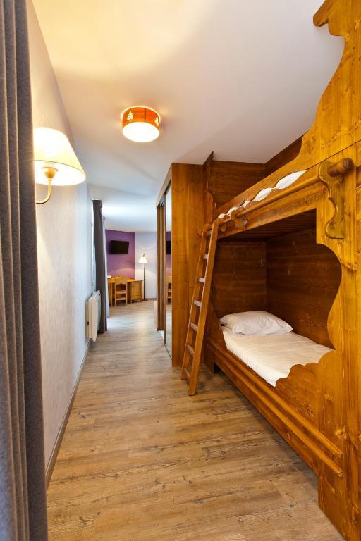 Logis Hotel Lbb - Les 2 Lacs Clairvaux-les-Lacs Room photo