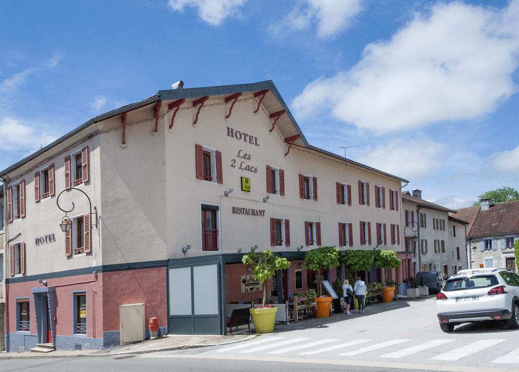 Logis Hotel Lbb - Les 2 Lacs Clairvaux-les-Lacs Exterior photo
